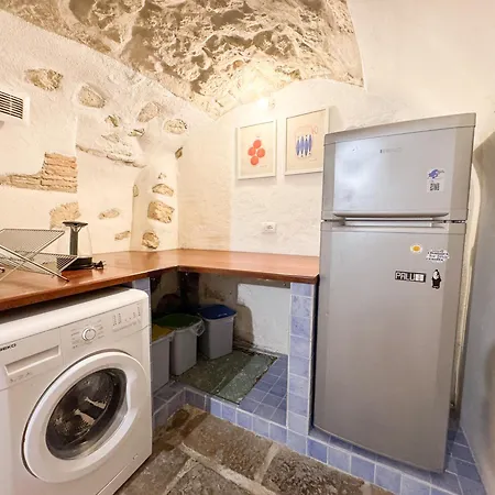 Kalma Brick Arched Loft At Castello * Cagliari