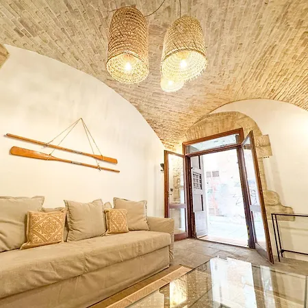 דירה Kalma Brick Arched Loft At Castello קליארי