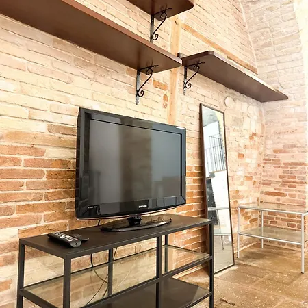 Kalma Brick Arched Loft At Castello * Cagliari