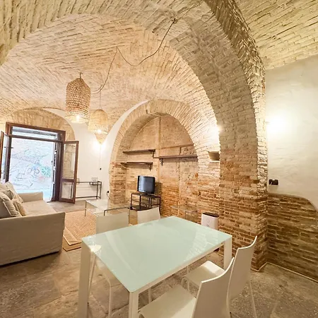 Kalma Brick Arched Loft At Castello * Cagliari